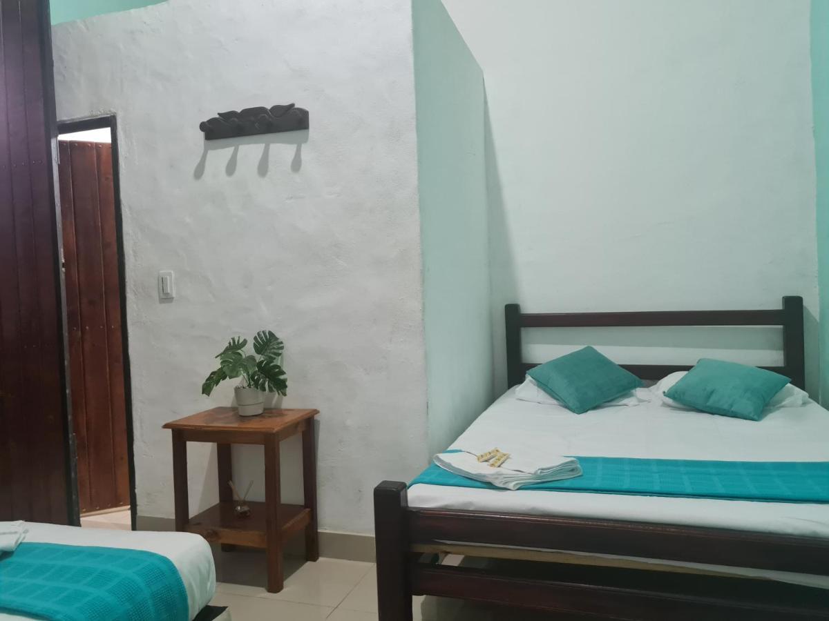 Hotel Alcazar Real Утика Экстерьер фото